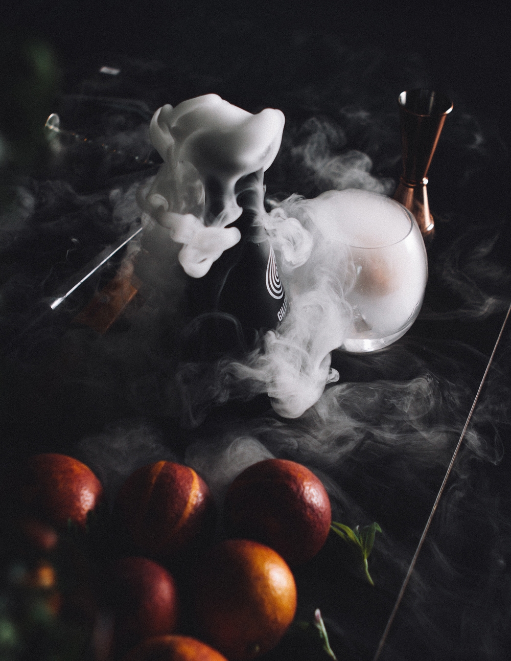 神奇松子酒瓶型包裝設(shè)計(jì)，全新視覺(jué)體驗(yàn)