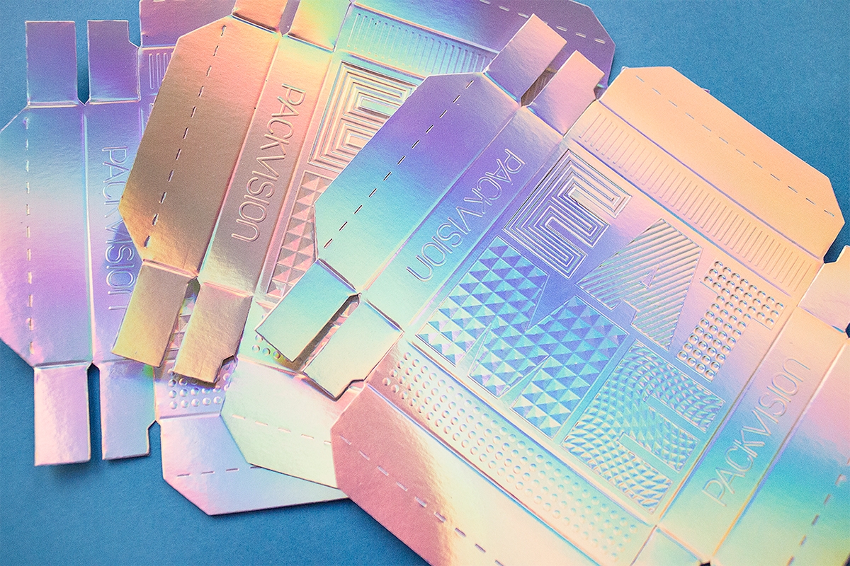 方形小巧克力食品包裝設(shè)計,閃亮的包裝設(shè)計