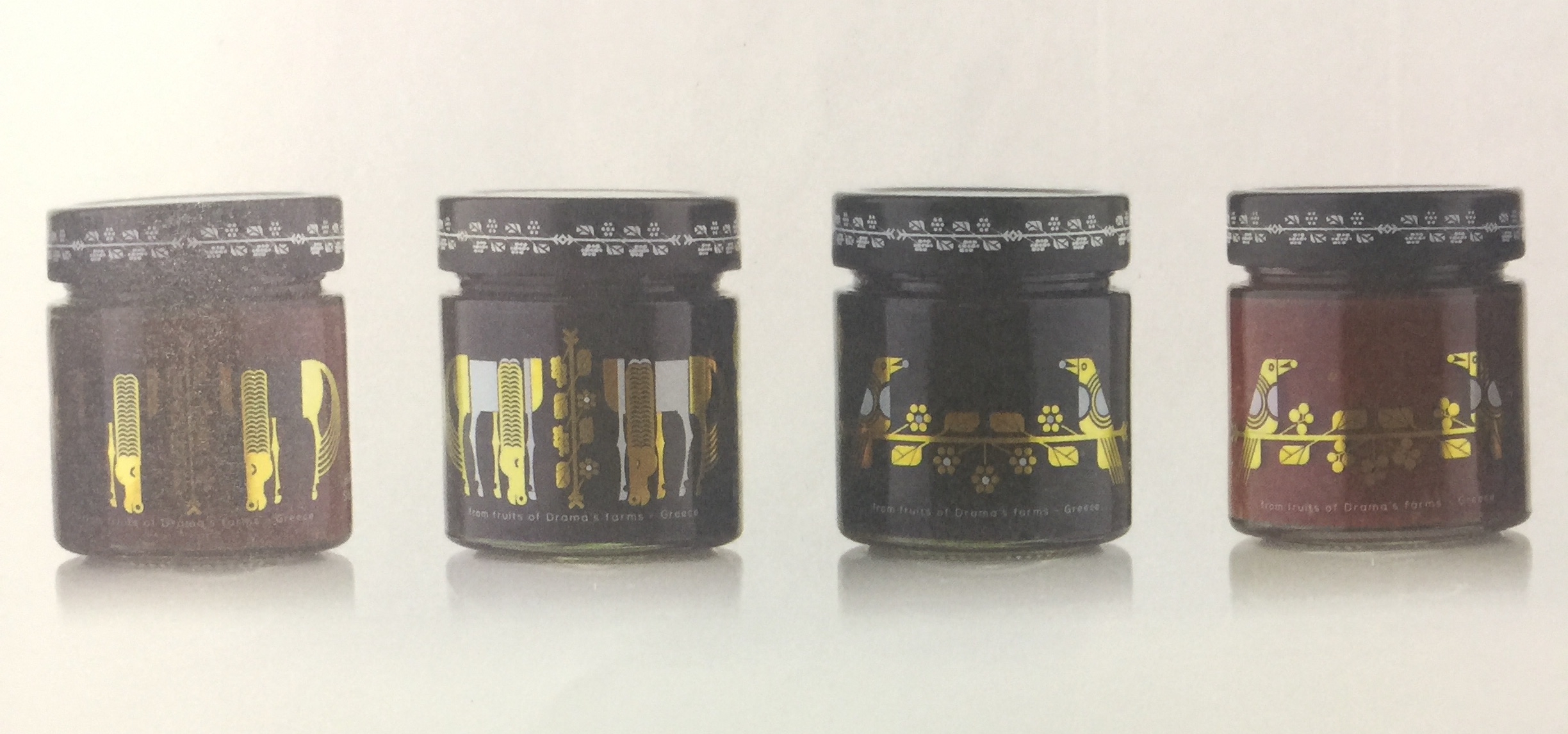 帶來獨特味覺體驗的食品-黑莓、銀果胡頹子和沙棘果醬包裝設(shè)計