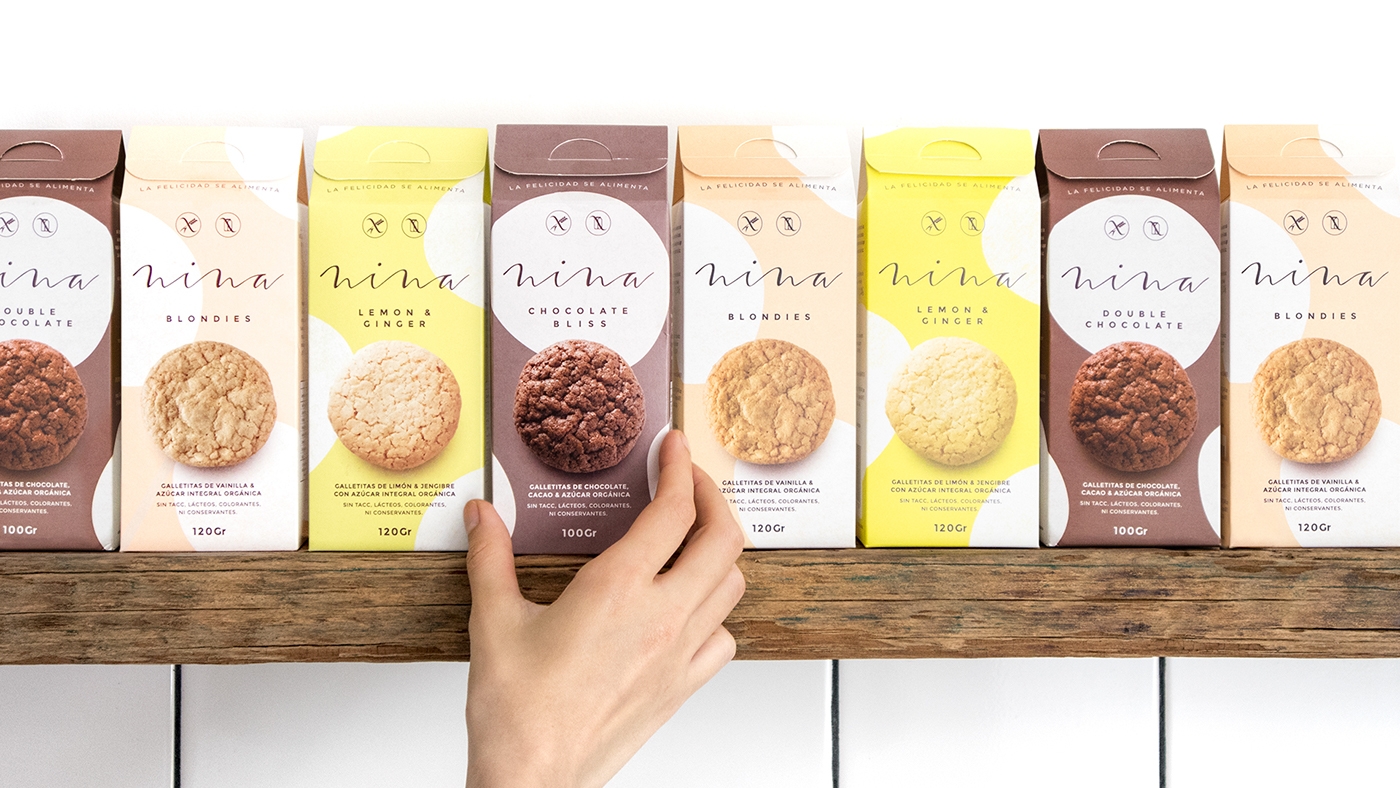 金色（香草）、巧克力色（可可和巧克力）和檸檬姜系列餅干食品包裝設計