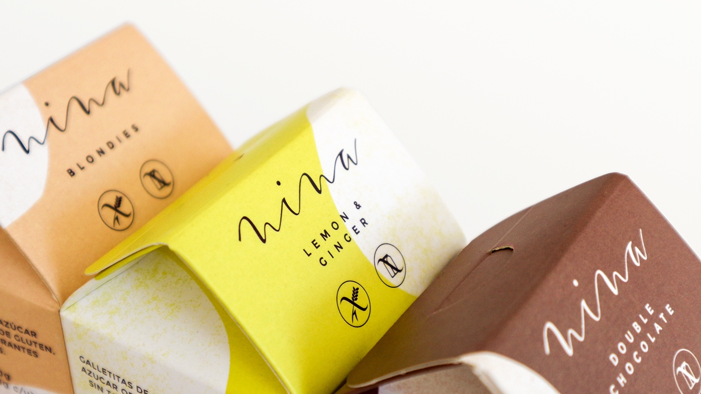 金色（香草）、巧克力色（可可和巧克力）和檸檬姜系列餅干食品包裝設計